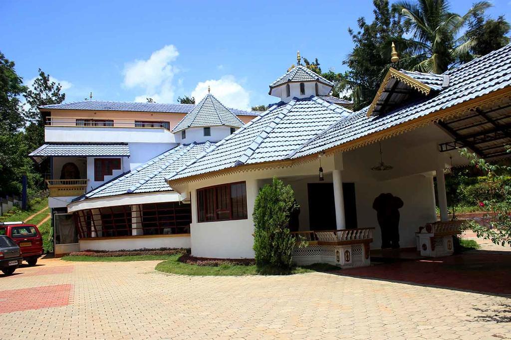Wayanad Gate Resort Манантавади Екстер'єр фото